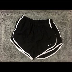Black Nike shorts (women’s)